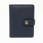 Portapasaporte de cuero azul